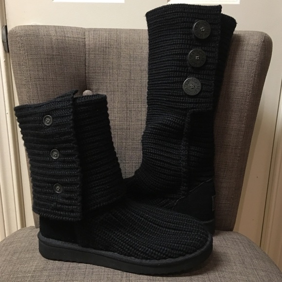 UGG Shoes - UGG Classic Cardy black boots sz 7
